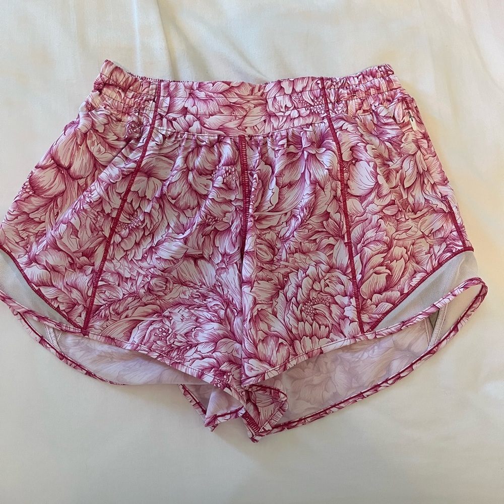 Lululemon Hotty Hot Shorts